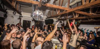 SAMO ZA 21+: Biće vruće – otvara se rok Favela na Savi!