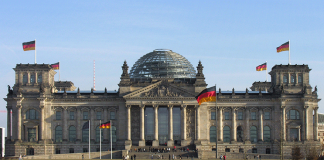 Be an Intern in the German Bundestag