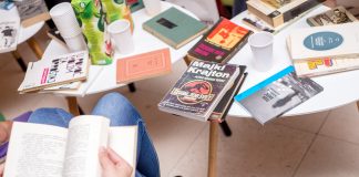 Četvrtak 1.9// Klub – Knjižara Magistrala DKSG – Vintage vašar i razmena knjiga