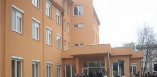 Sombor: Menza bez hrane